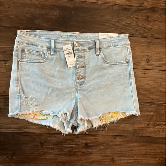 American Eagle Hi Rise Shortie Shorts - Picture 2 of 4